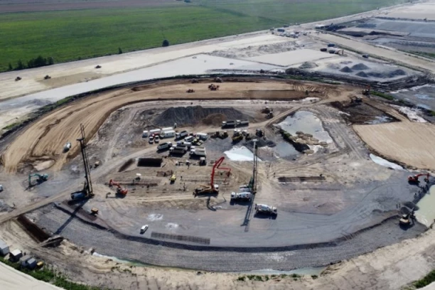 PONOSNI SMO NA OVAJ PROJEKAT! Mali: Nacionalni stadion biće jedan od tri najlepša stadiona u Evropi (FOTO)