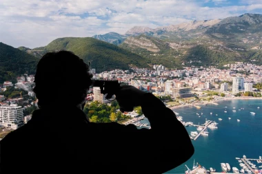 OVO JE PLJEVLJAK KOJI JE SEBI PUCAO U GLAVU : Nije hteo da ga policija uhapsi- spominje se da je kum narko bosa