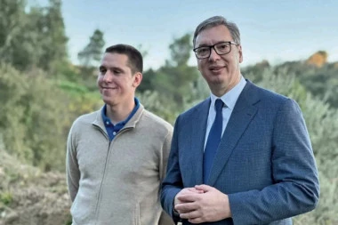 NJIH 10 JE UHAPŠENO ZBOG NAPADA NA MOG SINA DANILA! Vučić: Verovatno sam ja tada radio sa njima protiv svog deteta