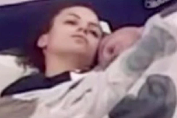 DEBAKL U KREVETU, ŠA SE OSRAMOTIO PRED MIONOM: Reper totalno propao, Jovanovićeva se priseća kvalitetnih VRELIH AKCIJA!