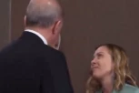 NOVI HIT SNIMAK ĐORĐE MELONI! Urnebesni trenutak sa sastanka sa Erdoganom izazvao salvu reakcija na društvenim mrežama (VIDEO)