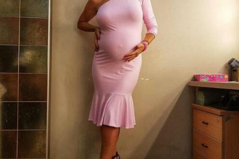 Ovako je Jovana Jeremić izgledala u trudnoći sa ćerkom Leom