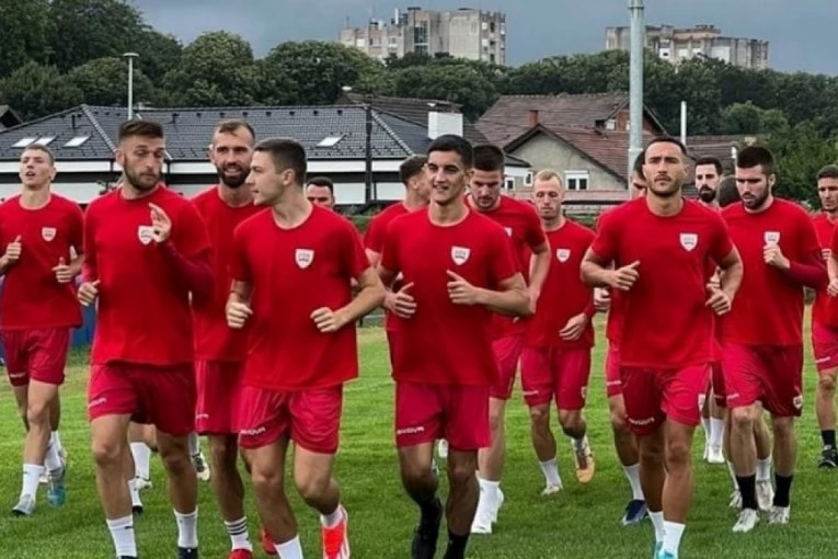 PRIPREME SU PAKLENE: Crveno-beli našli interesantan način za opuštanje nakon teških treninga! (FOTO)