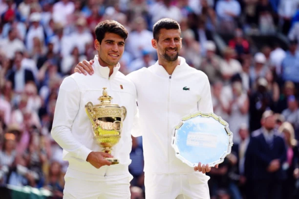 ALKARAZ STIGAO TRI VELIKANA, A TO NISU ĐOKOVIĆ, FEDERER I NADAL: Španac već sada ODUVAO veliku trojku