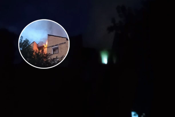 POGLEDAJTE KAKO GORI JEDAN OD STANOVA NA KANAREVOM BRDU! Junačka borba vatrogasaca, ali vatra još nije pod kontrolom! (VIDEO)