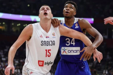 OGROMAN PROBLEM ZA GRČKU: Janis Adetokumbo još nije spreman - da li propušta Evrobasket?!