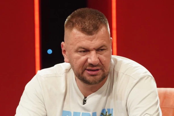 JANJUŠU ĆE POZLITI KADA BUDE VIDEO ŠTA MU SE SPREMA: Ovo neće moći da PODNOSE, produkcija će morati ODMAH da reaguje! (VIDEO)