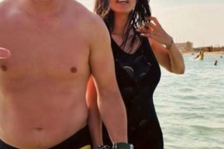 Tanja Savić uživa na moru sa pilotom Mukijem Bešićem