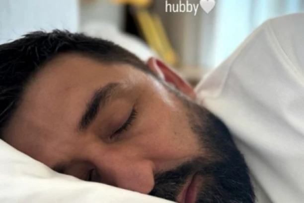 UNAKAŽENO LICE NAŠEG VODITELJA: Masnice i podlivi ispod oka, Ognjen Amidžić sve UZNEMIRIO!