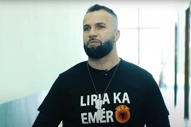 "PREPALA SAM SE KAD MI JE PRIŠAO, ORUŽJE MU JE BILO POD JAKNOM!" SPOMENKA naletela na FATONA HAJRIZIJA, a on je upitao samo jedno - skamenila se