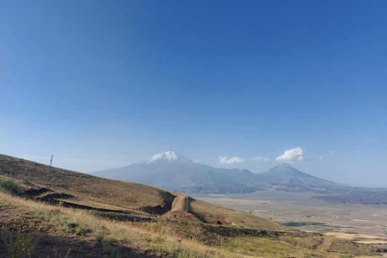 Ararat je uspavani vuklan visine 5.137 metara