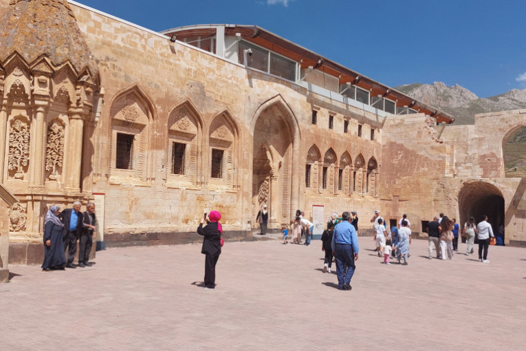 Dvorac Ishak- paše iz 18.veka