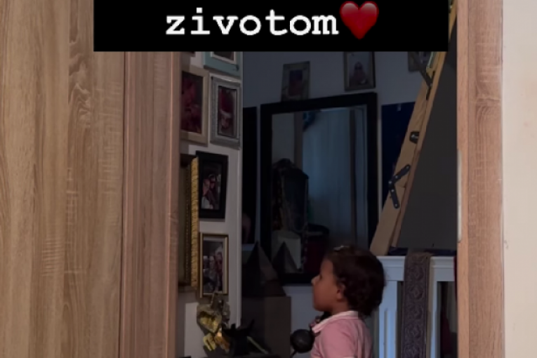 Aneli Ahmić objavila snimak ćerke Nore