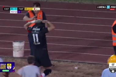 SALDANJA ISPALIO REDARA: Brazilac slavio sa navijačima gol, a zaboravio na NJEGA! (VIDEO)