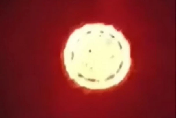 CRVENA MISTERIOZNA KUGLA: Nišlije sinoć doživele scenu kao iz filma! (VIDEO)