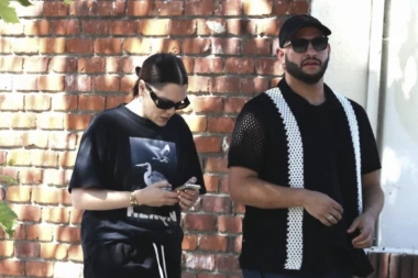 NAJPOZNATIJA PEVAČICA SVETA IMA DVA MENTALNA POREMEĆAJA! Džesi Džej poslala emotivnu poruku