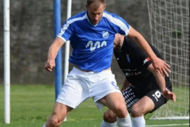 DETONACIJA U VELIKOJ MOŠTANICI: Iskusni golgeter sa srpskoligaškim iskustvom zadužio je plavo-bele boje!