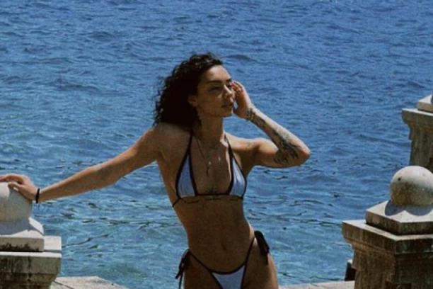 SVAKI MIŠIĆ SE OCRTAO! Bivša Zadrugarka dovela mreže do USIJANJA, padaju VILICE! (VIDEO)