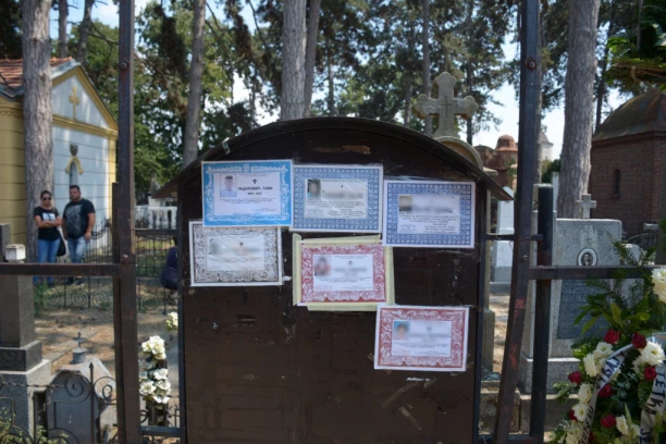 SAZNAJEMO! SUTRA SAHRANA DRUGOM MLADIĆU KOJI JE STRADAO U NESREĆI U ĆUPRIJI! Svi tuguju za tragično izgubljenim mladim životima!