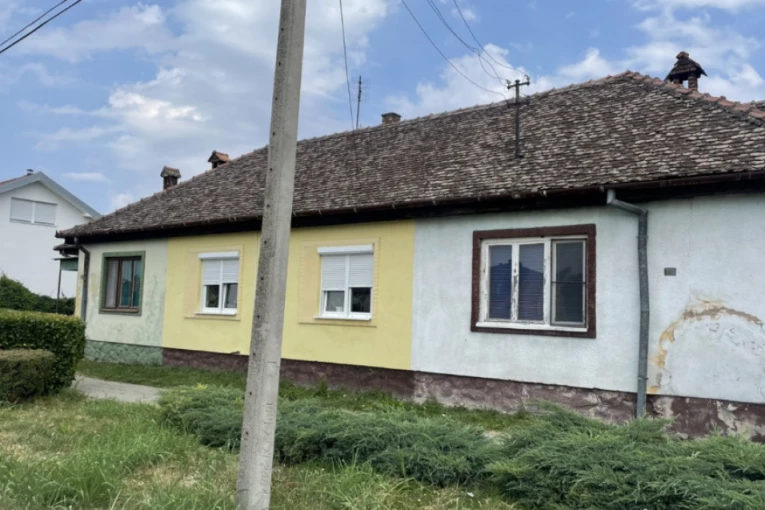 JEDNA KUĆA, TRI FASADE: Žive pod istim krovom, na istom temelju, ali različite boje su hit