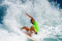 DRAMA! Surfer opušteno krstario talasima, a onda je snimio OGROMNU NEMAN! (VIDEO)