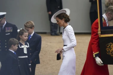 OTKRIVENO ŠTA JE KRALJ ČARLS ZAHTEVAO OD KEJT MIDLTON: Postoji razlog zašto je to odbila