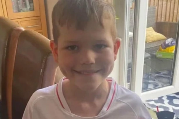 OVO JE DEČAK (8) KOJI SE UPAO U REKU: Izvučen živ, ali preminuo ubrzo na očevim rukama!