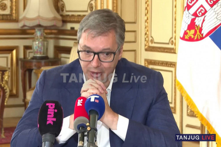 AKO SAM UZEO JEDAN DINAR - NISAM PREDSEDNIK, NEKA IDEM U ZATVOR ODMAH! Vučić iz Pariza o licemerju opozicije (VIDEO)