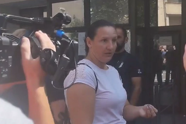 "UBICA IMA VIŠE PRAVA OD NAS" Majka momka kom je Blažić oduzeo normalan život: Moje dete će ostati invalid zbog njega, a sad nam ne dozvoljavaju da ga vidimo! (VIDEO)