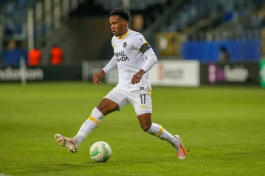 ZVEZDA ZAVRŠILA NAJSKUPLJE POJAČANJE LETA! Stiže ZVER kao zamena za Bukarija!