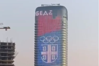 VELIČANSTVENI PRIZOR NA KULI BEOGRAD! PODRŠKA NAŠIM SPORTISTIMA U PARIZU: "Srbija do pobede" (VIDEO)