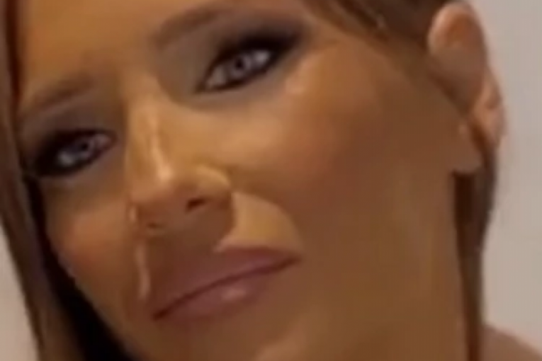 Zvicerova draga voli da se slika