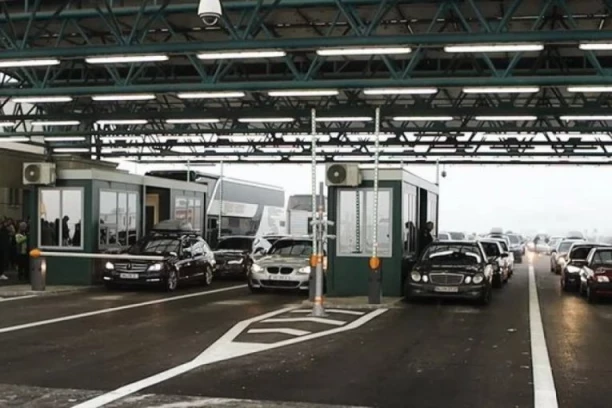 ČETIRI SATA ČEKANJA NA OVOM PRELAZU! Evo kakvo je stanje na granicama u Srbiji!