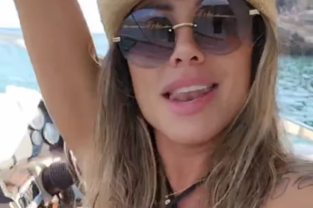 SANDRA AFRIKA NA JAHTI PEVA OŽENJENOM KOŠARKAŠU? Svi se pitaju može li vrelije od ovoga (FOTO)