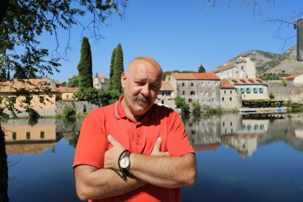 IŠAO SAM KOD PSIHOLOGA! Ljubomir Bandović glumi u popularnoj seriji, a otkrio nepoznate detalje iz života!