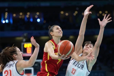 SRBIJA UMALO REŽIRALA DRAMU PROTIV ŠPANIJE: Poraz koji ne boli! Naredni izazov za košarkašice - PARIZ!