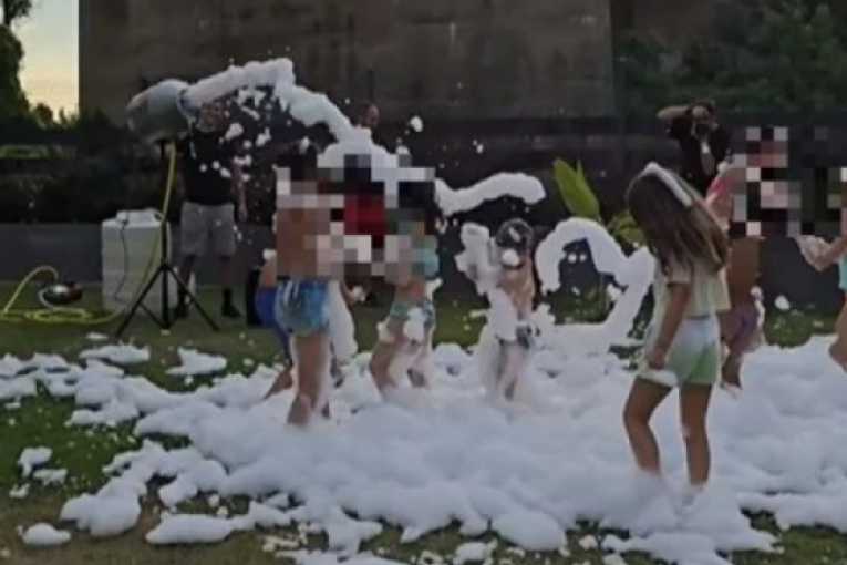 Rasta proslavio ćerki rođendan instagram