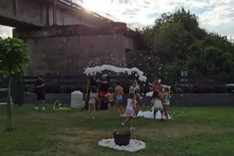 Rasta proslavio ćerki rođendan instagram