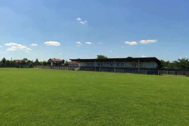 STADION KOJI MOŽE DA NOSI SRPSKU LIGU: Čelni ljudi kluba su naporno radili da bi ga doveli u trenutno stanje! (FOTO GALERIJA)
