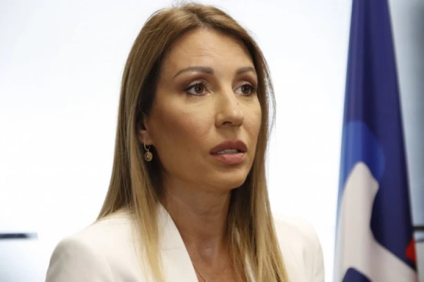 ĐEDOVIĆ HANDANOVIĆ: Vlada Srbije uputila zahtev za novo odlaganje sankcija NIS