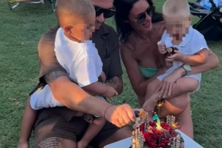 Bojana i Mirko Šijan sa sinovima