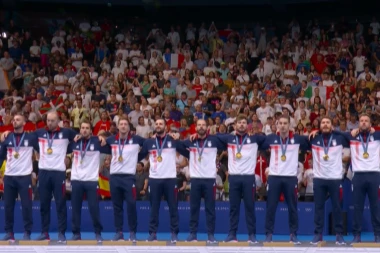 SRBIJI JE DONEO ZLATO NA OLIMPIJSKIM IGRAMA U PARIZU: Sada je predstavljen kao novi fudbaler ambicioznog niželigaša!