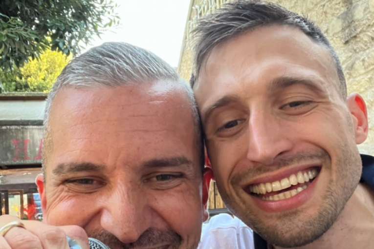 Srđan Grujičić sa košarkašima