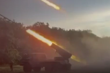 RUSKA MAŠINA U KURSKU MELJE SVE PRED SOBOM! Ukrajinci u užarenim kleštima neprijateljske armije