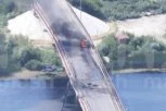 STRAVIČAN UDARAC NANET RUSIMA! Raznet strateški MOST u Kurskoj oblasti! Objavljeni JEZIVI snimci sa mesta NAPADA! (FOTO/VIDEO)
