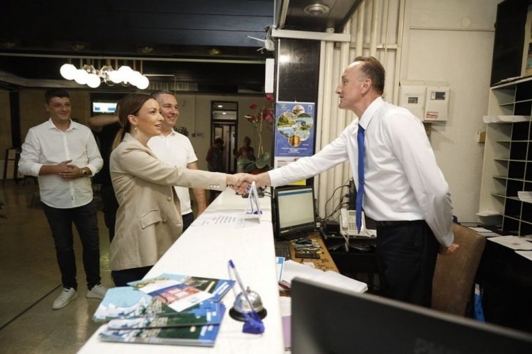 Ministarka Mesarović u obilasku Sijarinske banje