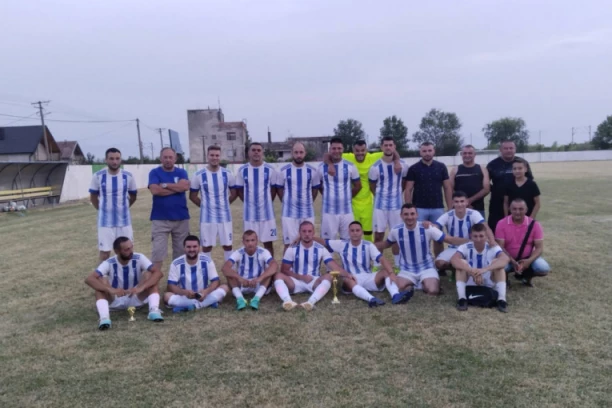 TROFEJ JE OSVOJEN NA "ĆIRINOM RITU": Dobra uvertira za start sezone! Može li OFK Bosut da napadne titulu?