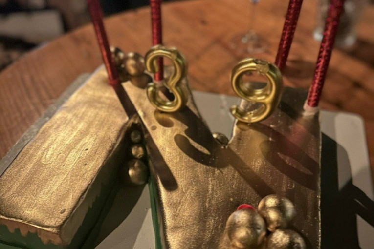 Nemanja Velikić proslavio rođendan