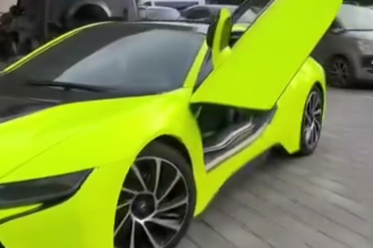 Slađa Lazić dobila nova kola