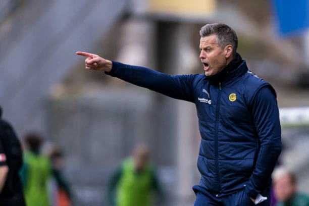 ZVEZDI NE IGRA VELIKU ULOGU ŠTO POBEĐUJE U PRVENSTVU: Trener norveškog tima pecnuo srpskog šampioona!